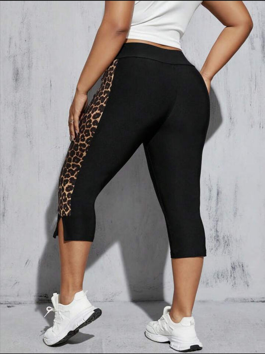 Tiger Print Side Strip Gym Yoga Daily Wear Capri