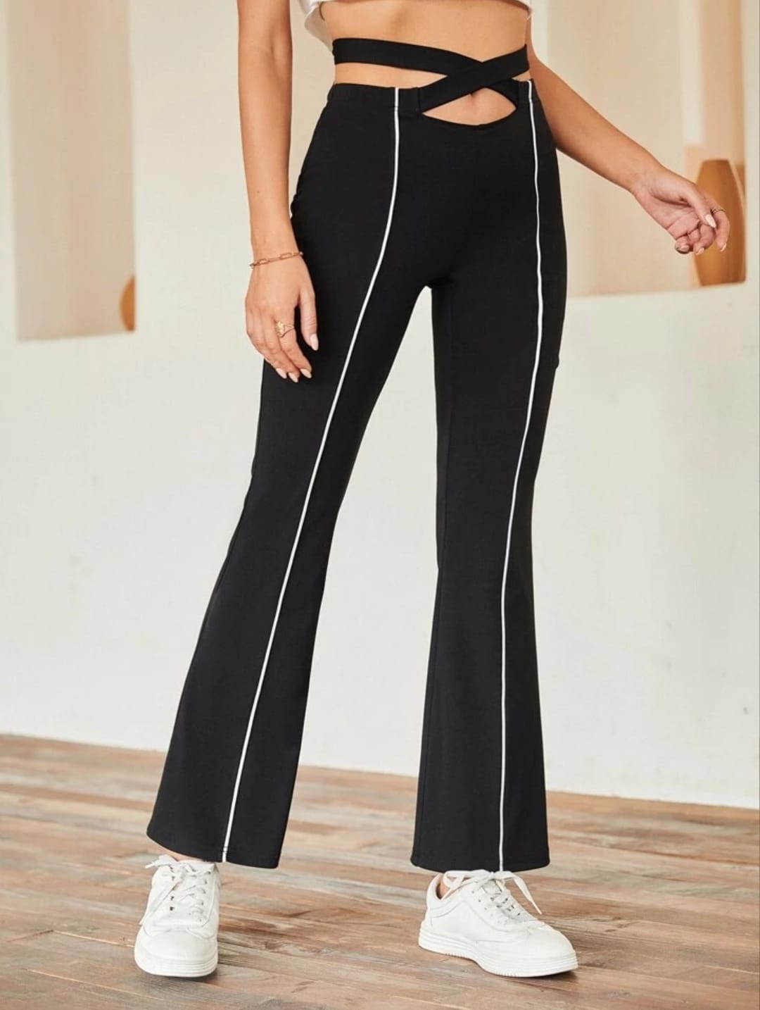 Tie-Knot women's formal pants.