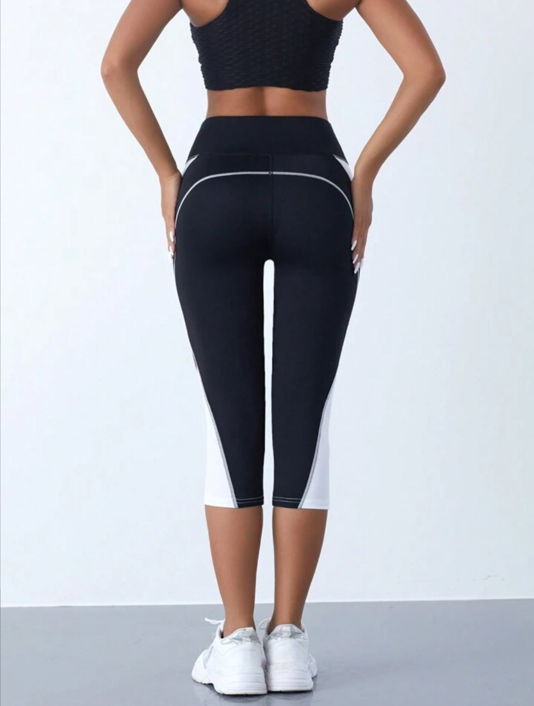 Women's Sports Yoga 3/4 Length Capri