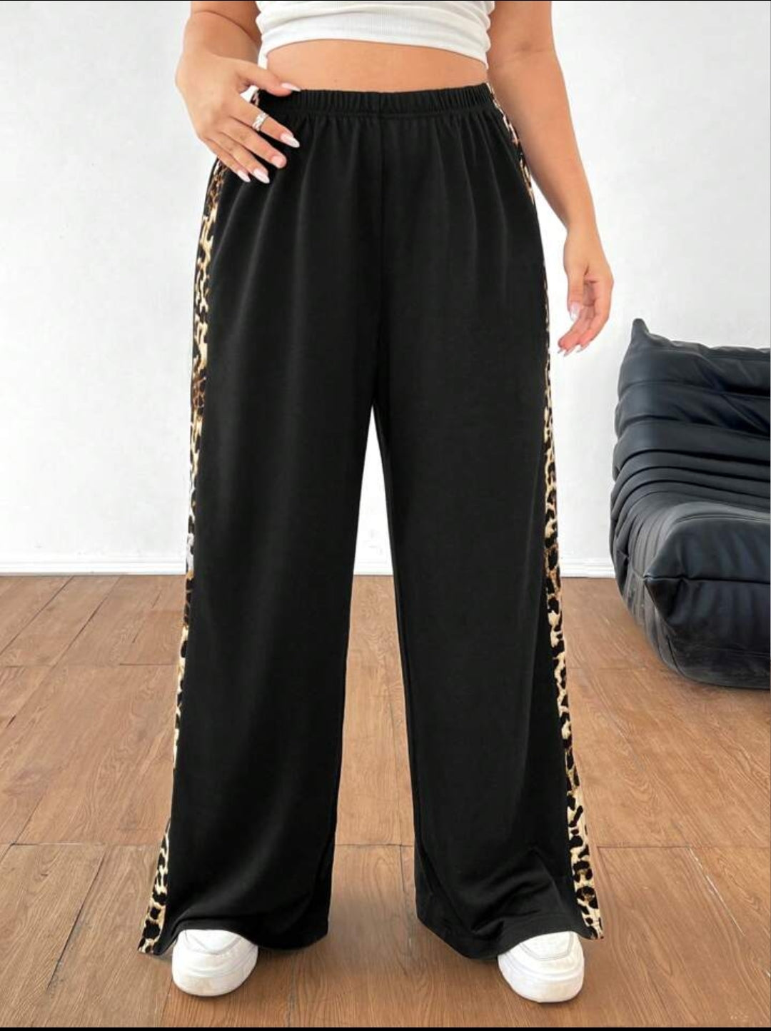 Tiger Print Side Strip Plazo